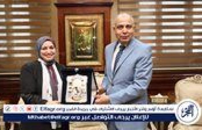 محافظ المنيا يستقبل مديرة المدرسة التجريبية الرسمية للغات ببني مزار ويؤكد دعمه للمؤسسات التعليمية