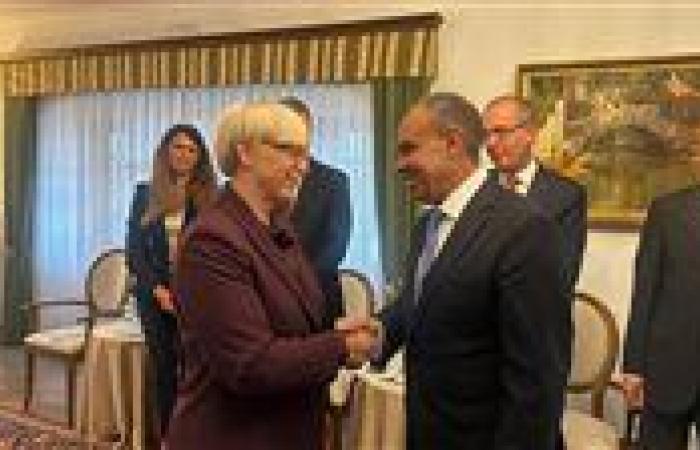 وزير الخارجية يدعو رئيسة سلوفينيا زيارة مصر وحضور حفل افتتاح المتحف المصري الكبير