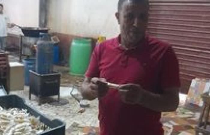 13.3 طن حلوى ومكونات إنتاج مجهولة المصدر في قبضة التموين بكفر الشيخ خلال احتفالات المولد النبوي