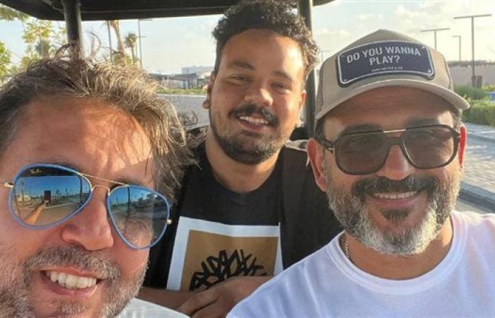 طيبين في الساحل الشرير.. هشام ماجد برفقة وأكرم حسني ومصطفى غريب