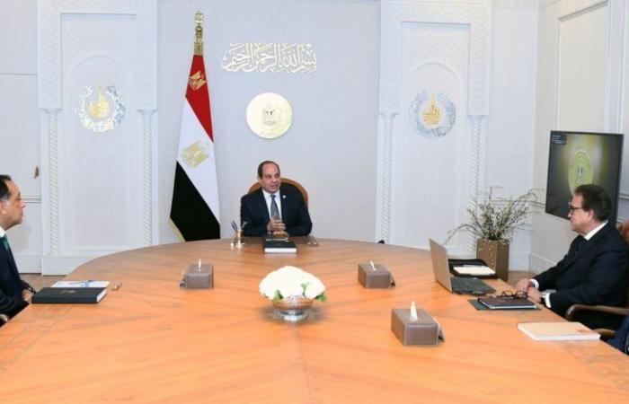 الرئيس السيسي يوجه بسرعة دمج كفر الشيخ ومطروح وشمال سيناء ودمياط والمنيا ضمن منظومة التأمين الصحي الشامل