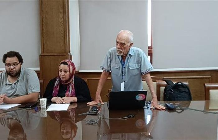 اليوناني سافاس باتساليدس: المسرح في مرحلة إيجاد طريقة للتعامل مع التقنيات الحديثة