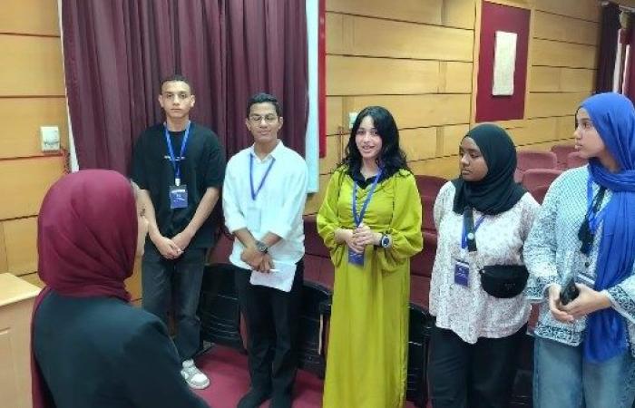 ورش عمل وجلسات حوارية مع وزراء.. إنطلاق فعاليات المعسكر التدريبي لبرنامج «قادة مدارس الجمهورية» باليوم الثالث