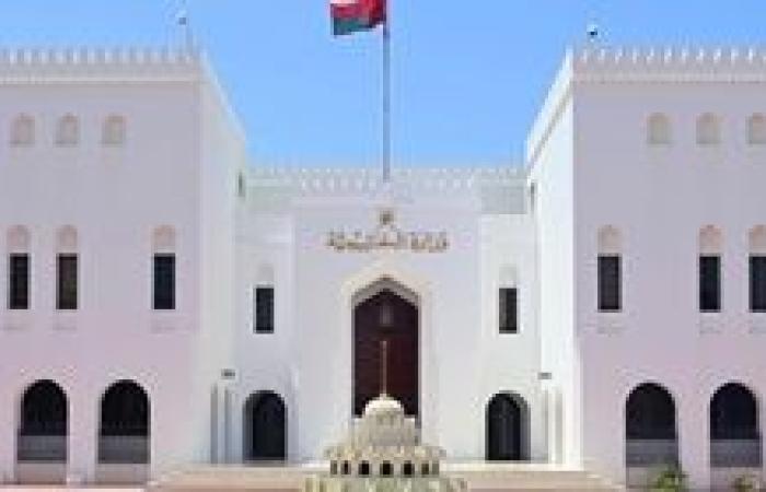 سلطنة عُمان تعرب عن تضامنها مع دولة قطر