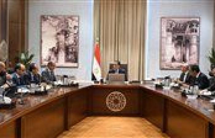 مدبولي يستعرض سُبل تيسير خدمات التصديق على المحررات بمكاتب وزارة الخارجية
