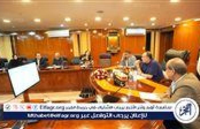 محافظ أسيوط يترأس اجتماع مجلس إدارة مركز معلومات شبكات المرافق والبنية التحتية