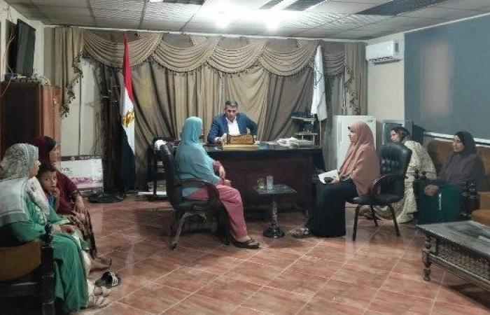رئيس مدينة ناصر ببني سويف يتابع أعمال النظافة ويناقش مشكلات المواطنين