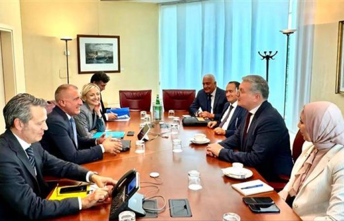 وزير البترول يبحث مع رئيس شركة "إيني" موقف أنشطة الاستكشاف والإنتاج في مصر