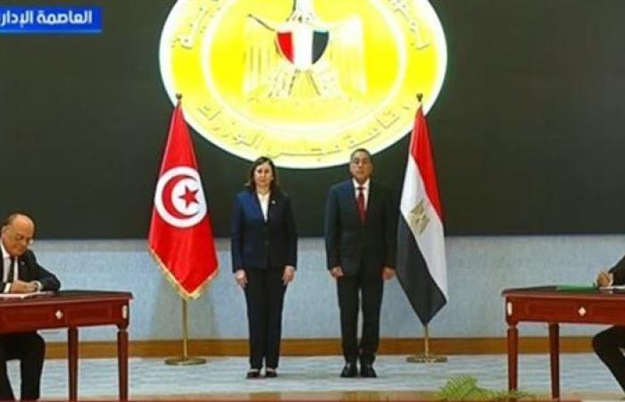 رئيسا وزراء مصر وتونس يشهدان توقيع عدد من الاتفاقيات