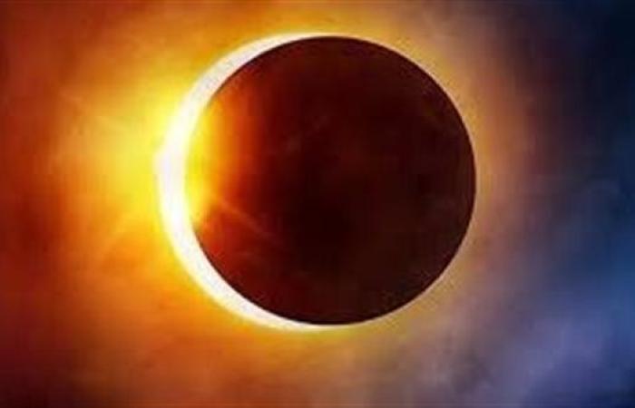 موعد صلاة كسوف الشمس القادم في مصر والدول العربية 2025