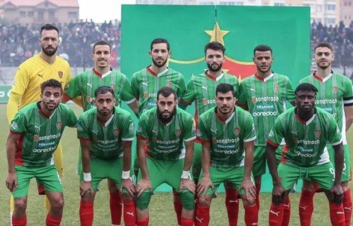 مشاهدة مباراة أولمبيك أقبو ومولودية الجزائر في الدوري الجزائري