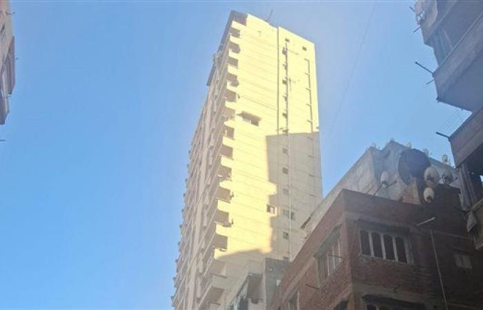 تفاصيل جديدة بشأن عقار المندرة المائل بالإسكندرية