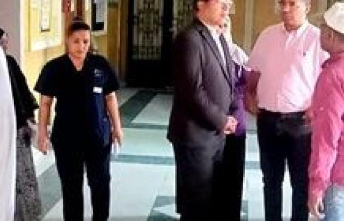 زيارة ميدانية مفاجئة لرئيس مجلس ادارة المؤسسة العلاجية بمستشفي القبطي