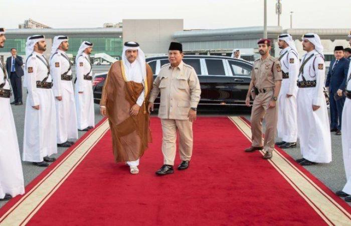 الرئيس الإندونيسي يغادر الدوحة بعد زيارة عمل للبلاد
