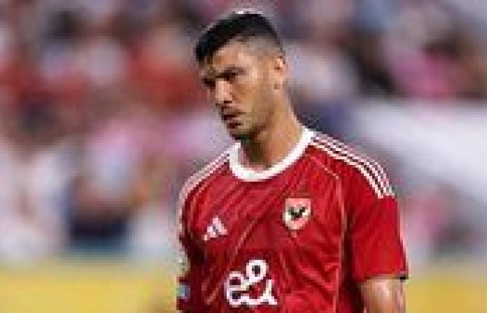 السكتيوي يجتمع مع الركراكي لحسم مصير مدافع الأهلي مع المغرب في كأس العرب