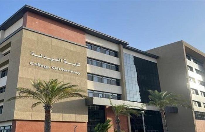 الأعلى للجامعات يوافق على لوائح دراسات عليا جديدة بـ"صيدلة الأكاديمية " بالمقر الرئيسي