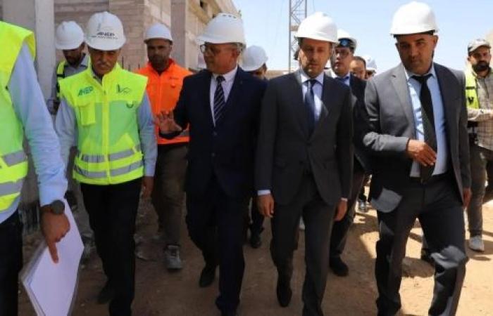 العرض الصحي جنوب المملكة..التهراوي يتفقد سير المشاريع الصحية جهة العيون الساقية الحمراء