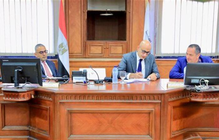 وزير التعليم يوجه بالانتهاء من صيانة المدارس خلال الأسبوع الجاري