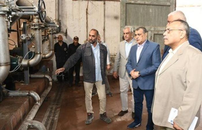 وزير الإنتاج الحربي يتفقد شركة أبو زعبل للكيماويات المتخصصة
