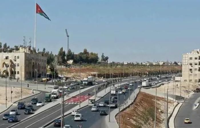 الأردن يقرر إعفاء السيارات الكهربائية والهايبرد من ضريبة المبيعات