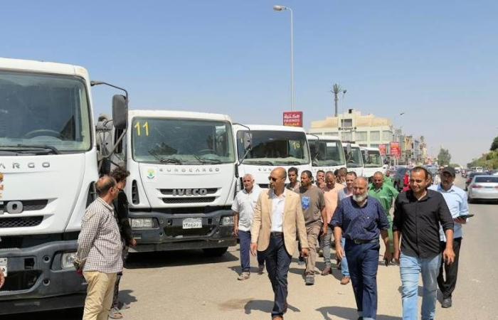 رئيس جهاز القاهرة الجديدة يُجرى اصطفافًا مفاجئًا لمعدات شركات الصيانة والمرافق