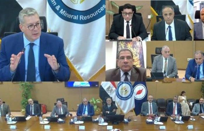 وزير البترول يوجه بتطوير ميناء الحمراء ليصبح مركزًا إقليميًا للطاقة