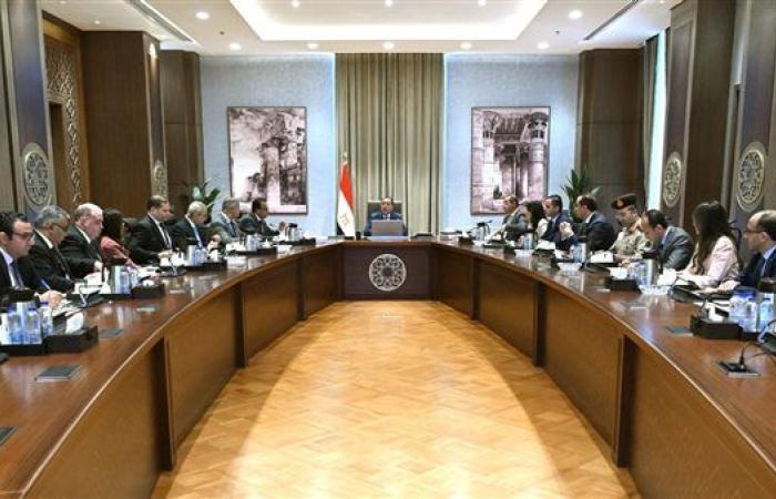 رئيس الوزراء يتابع جاهزية محافظات المرحلة الثانية لتطبيق منظومة التأمين الشامل