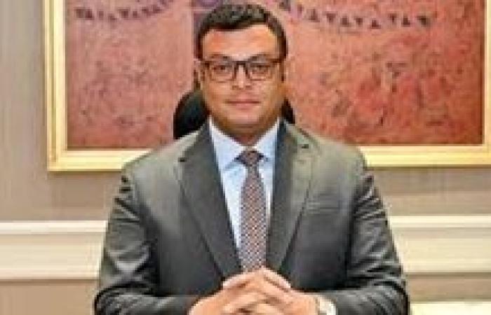 وزير الإسكان يُصدر قرارين لإزالة التعديات والمخالفات بمدينتي الشيخ زايد والفيوم الجديدة