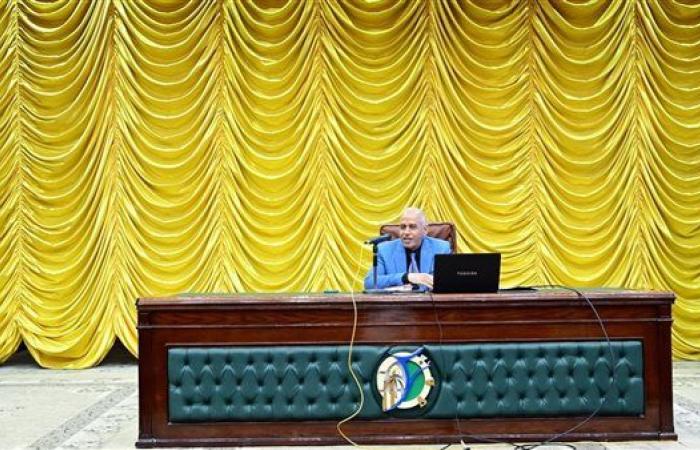 مجلس التعليم والطلاب بجامعة الفيوم يناقش ضم أعضاء من الخارج لمدة عام