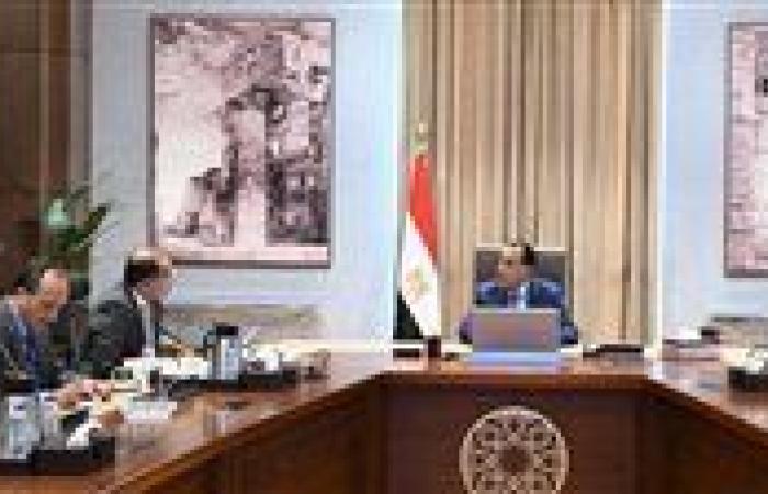 رئيس الوزراء يستعرض مع وزير المالية الملامح الأولية للحزمة الثانية من مبادرة التسهيلات الضريبية