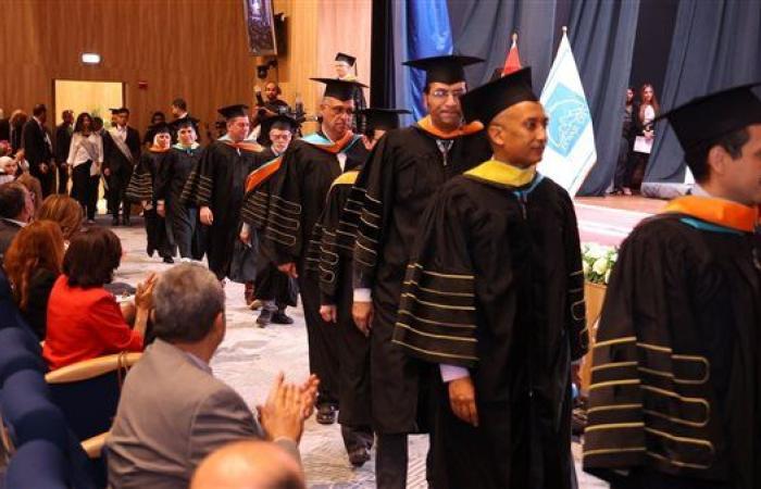 البنك الأهلي ومدينة زويل يحتفلان بتخريج دفعة جديدة من طلاب المنح الدراسية