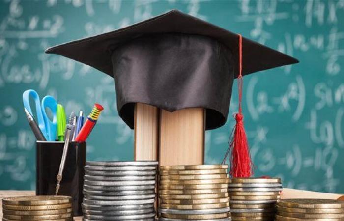 مع بداية العام الدراسي.. البنوك تطرح برامج القروض التعليمية لتغطية المصروفات الدراسية