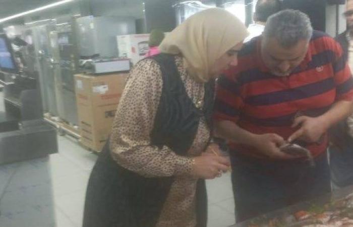 ضبط أكثر من 5 طن دقيق ومصنعات لحوم ورنجة وتحرير 249 مخالفة بالدقهلية