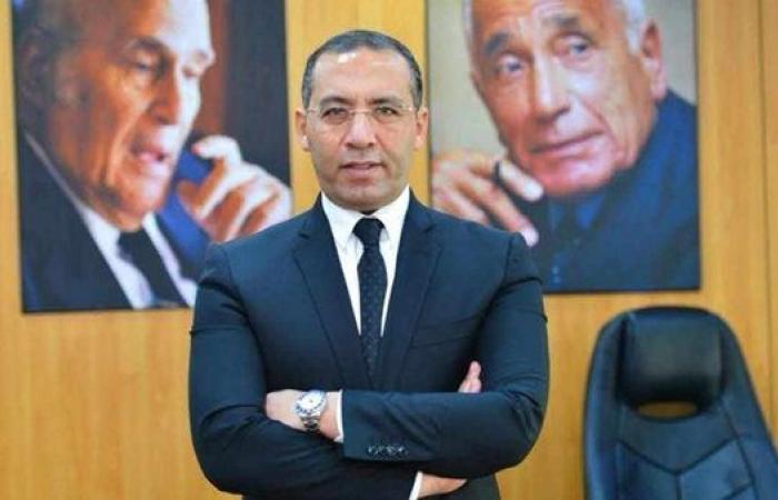 خالد صلاح: جوجل وفيسبوك يلتهمان نصيب الصحف المصرية من كعكة الإعلانات