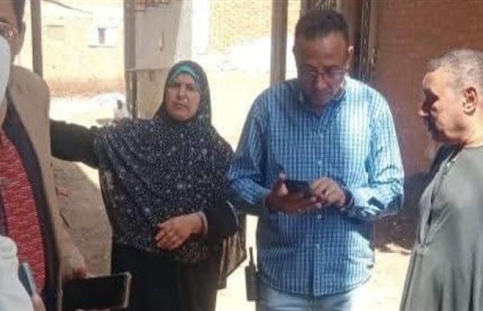 استجابة لشكاوى المواطنين.. رئيس مدينة الشهداء يتفقد قرية سرسموس لمتابعة مشكلات الصرف الصحي