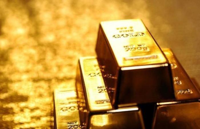 الذهب يتراجع قرب أدنى مستوى في أسبوع مع انحسار التوترات التجارية بين واشنطن وبكين