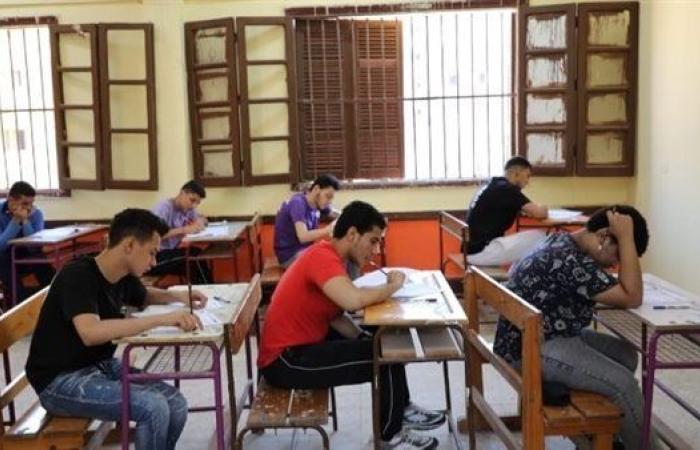 جدول امتحانات الصف الثاني الثانوي 2025 الترم الثاني في القاهرة والجيزة والقليوبية