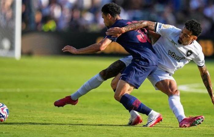 بث مباشر مباراة باريس سان جيرمان وبايرن ميونخ (0-0) في كأس العالم للأندية
