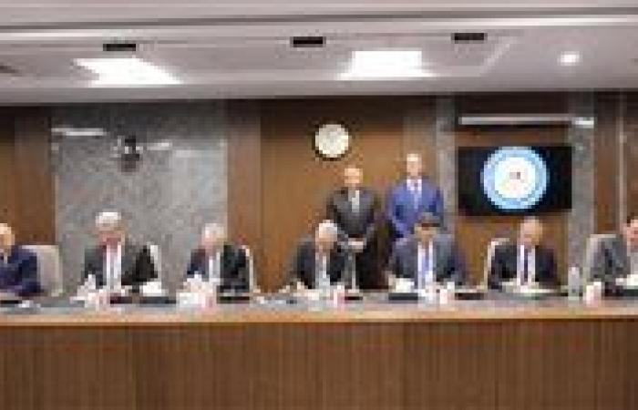 توقيع عقود مجمع إنتاج حامض الفسفوريك بالوادي الجديد باستثمارات 658 مليون دولار
