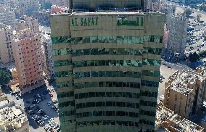 تابعة
      لـ"الصفاة"
      تحصل
      على
      موافقات
      لتوقيع
      مناقصتين
      بـ2.15
      مليون
      دينار - غاية السعودية