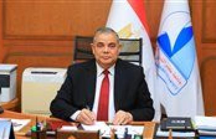 رئيس جامعة كفر الشيخ يشهد حفل تخريج طلاب كلية الزراعة الدفعة 55