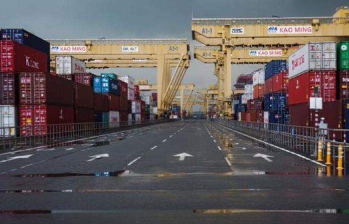 صادرات تايوان تقفز 33.7% في يونيو وتسجل مستوى قياسيًا بدعم من الذكاء الاصطناعي