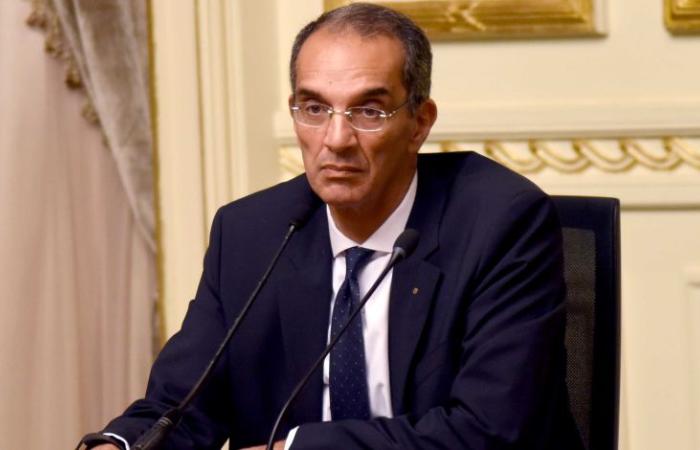 وزير الإتصالات لـ"إكسترا نيوز": سنترال رمسيس لم يعد صالحا فى الوقت الحالى حتى تتم أعمال التبريد