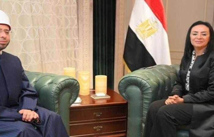 وزيرة التضامن تستقبل وزير الأوقاف .. ويبحثان تعزيز سبل التعاون والتنسيق في دعم مبادرات وبرامج الحماية الاجتماعية