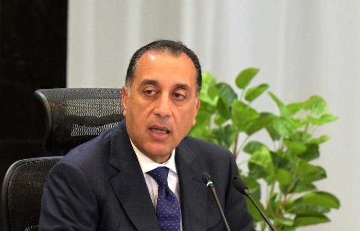 رئيس الوزراء يلتقى المدير الإقليمي لمنظمة الصحة العالمية لإقليم الشرق الأوسط