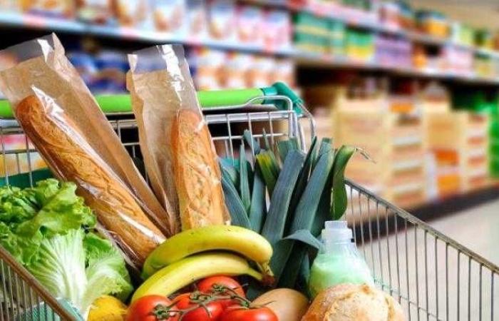 الإحصاء:
      تراجع
      معدل
      التضـخم
      السنوي
      مسجلًا
      14.4%
      خلال
      يونيو
      الماضي - غاية السعودية