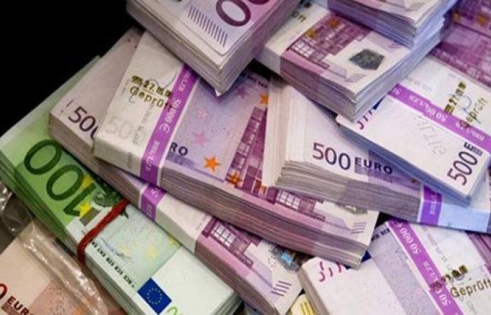 تراجع اليورو واستقرار الدولار أمام الدينار الكويتي اليوم الأربعاء 9 يوليو 2025
