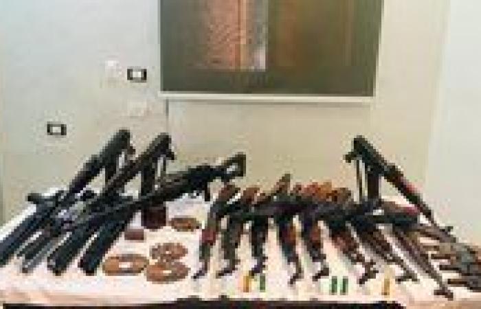 ضبط مخدرات وأسلحة بـ40 مليون جنيه بعد مداهمات في عدة محافظات