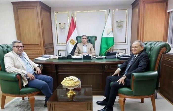 تشكيل لجنة لمراجعة إجراءات السلامة والصحة المهنية بالمنشآت الحيوية في الجيزة