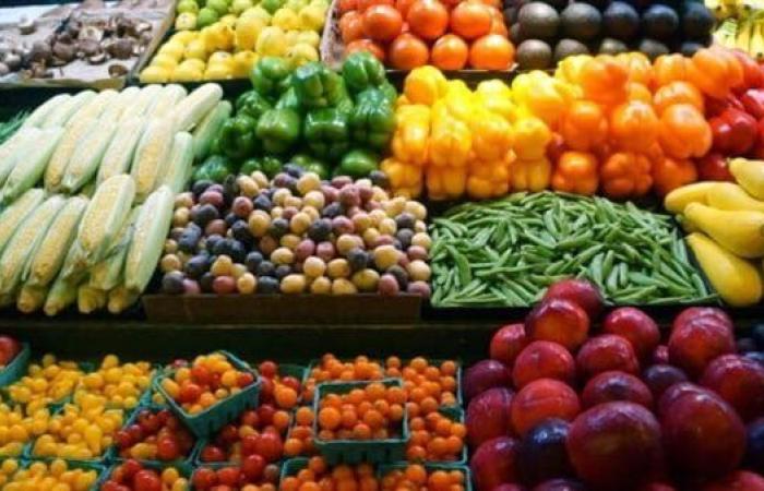 أسعار الخضراوات والفاكهة مساء اليوم السبت 12 يوليو 2025